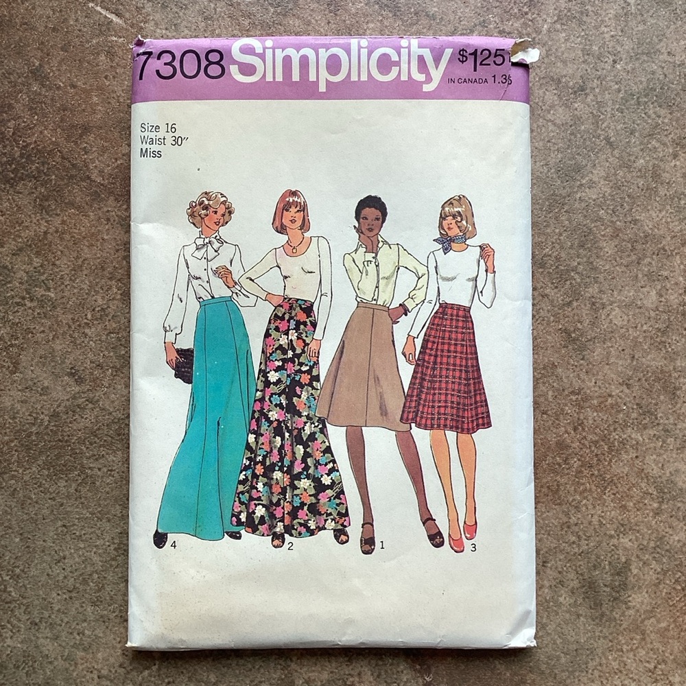 Vintage 1975 Simplicity 7308 Sewing Pattern Women Skirt Size 16 Uncut FF